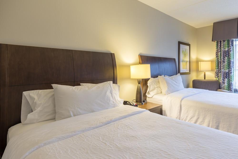 Hilton Garden Inn Raleigh Cary Ngoại thất bức ảnh
