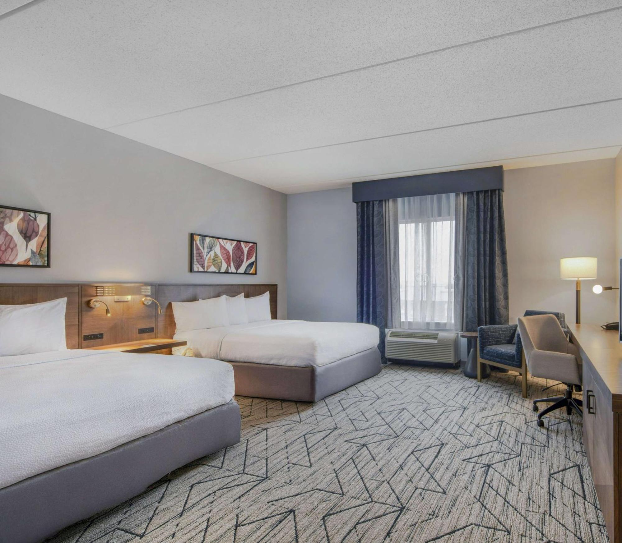 Hilton Garden Inn Raleigh Cary Ngoại thất bức ảnh