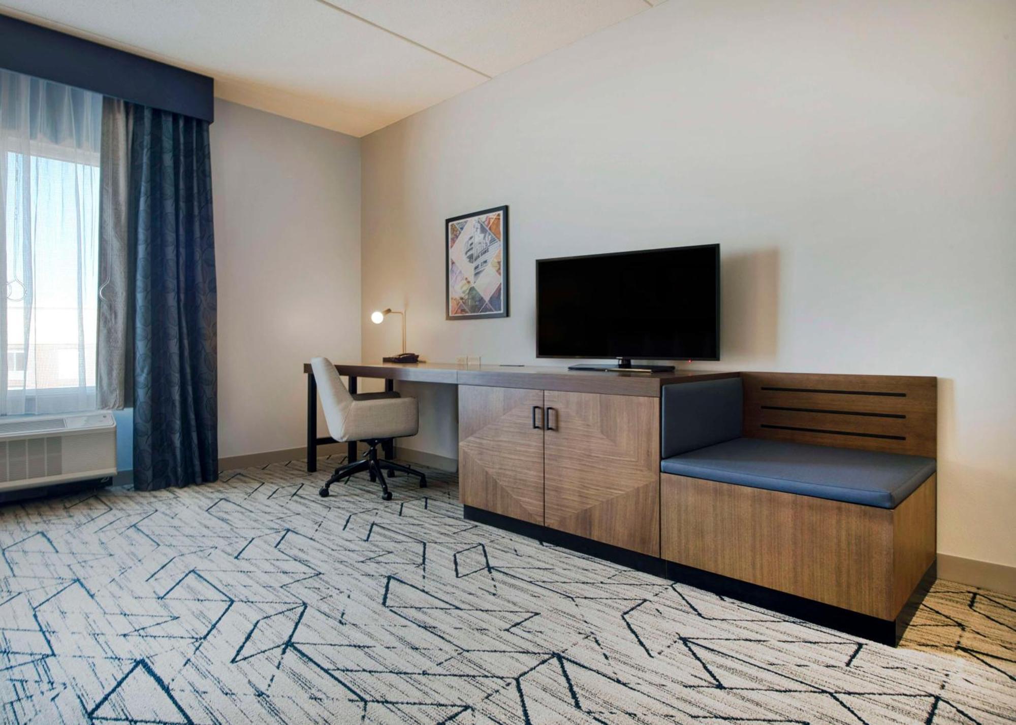 Hilton Garden Inn Raleigh Cary Ngoại thất bức ảnh