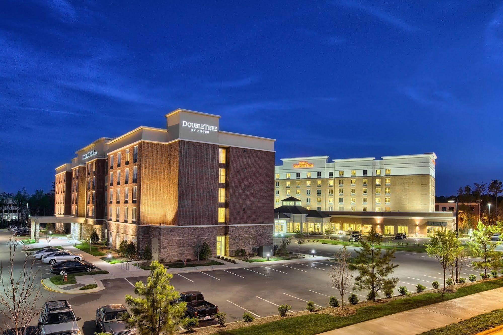 Hilton Garden Inn Raleigh Cary Ngoại thất bức ảnh